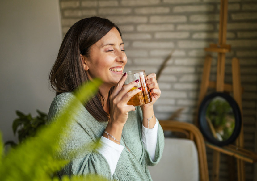 woman drink Green Tea