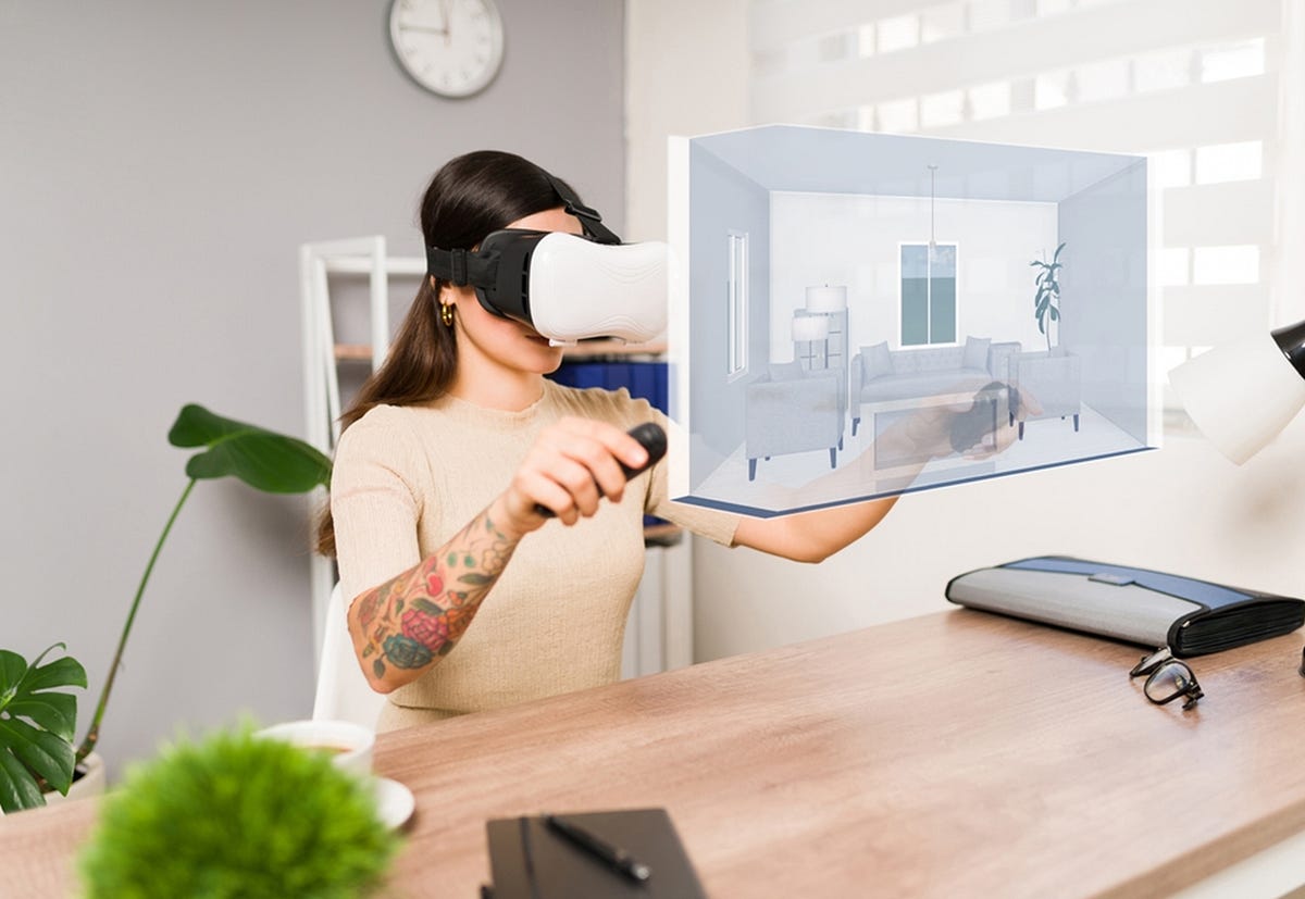 Virtual Tours and Augmented Reality